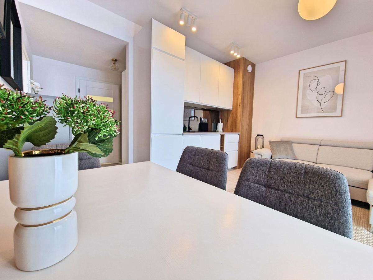 Apartament Modern 64 Z Widokiem Na Morze - 365Pam Ustronie Morskie Ngoại thất bức ảnh